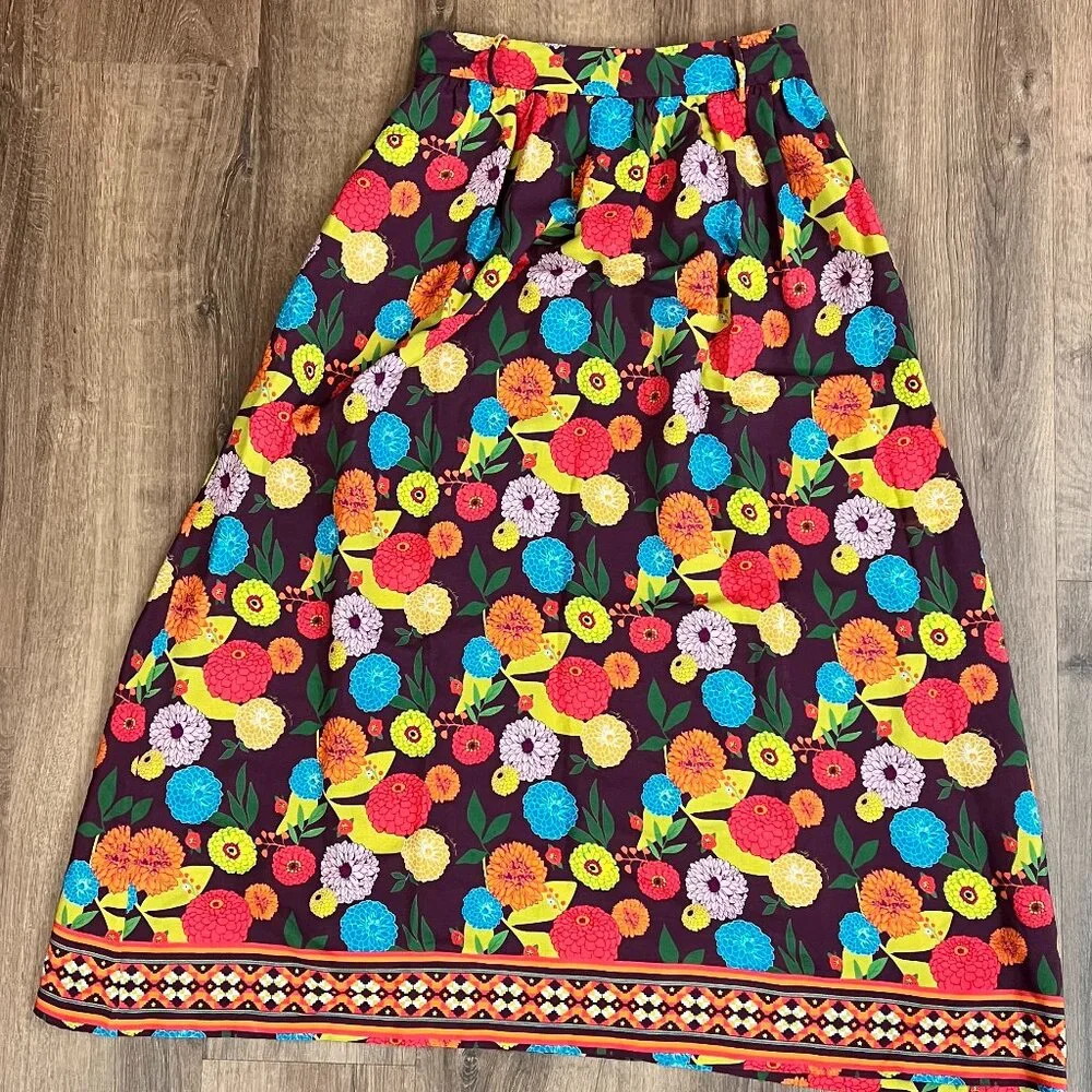 Emily Lovelock Bella Bouquet Print Floral Skirt Sz L - Picture 1 of 12